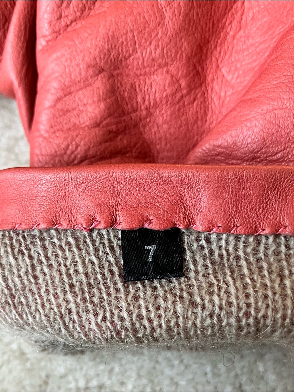 Women’s Leather Cashmere Lined Gloves. Size 7. Salmon Color. - Picture 6 of 8